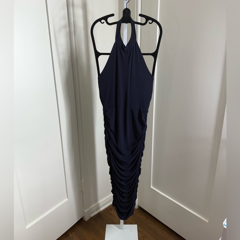 Chic Backless Navy Dress